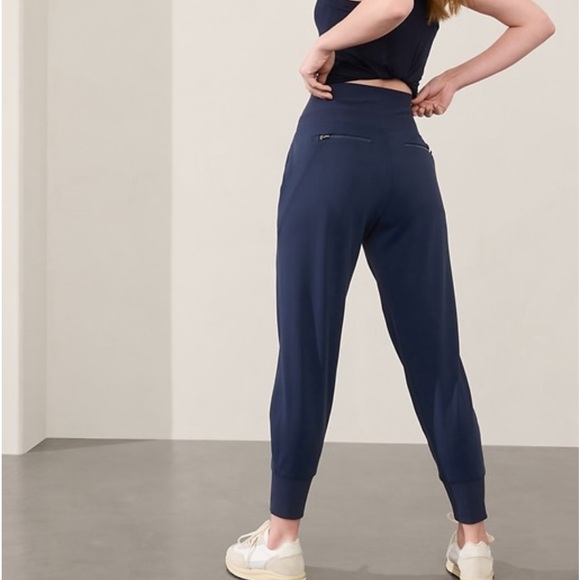 Athleta salutation (barely used) navy blue joggers - Picture 4 of 9